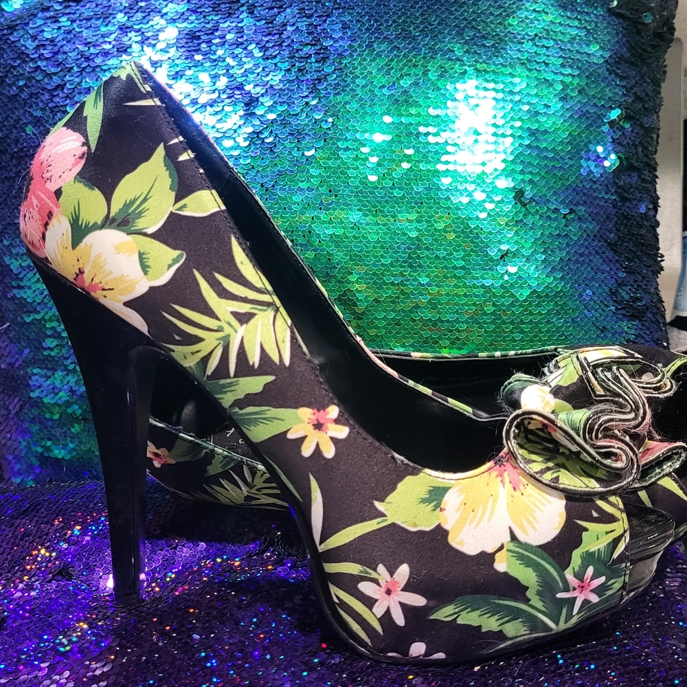 Pinup Couture Black Floral Heels
